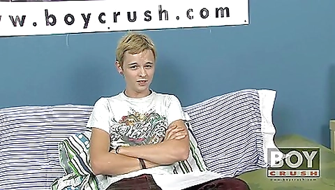 Mai and sexy girlfriend runsr wander in my boyfrie scrotumes